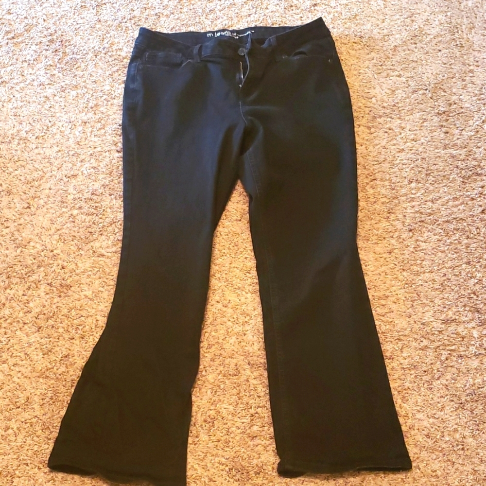 EUC Maurices Black Boot Cut Jeans Size 16 Short